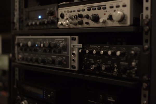 About an image of music studio gear artlist original 10 78426